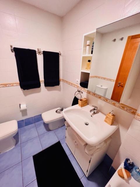 #seaparaiso# Heated Pool,private Parking,fast Wifi Apartment