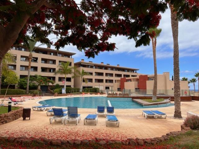 Apartment #seaparaiso# Heated Pool,private Parking,fast Wifi