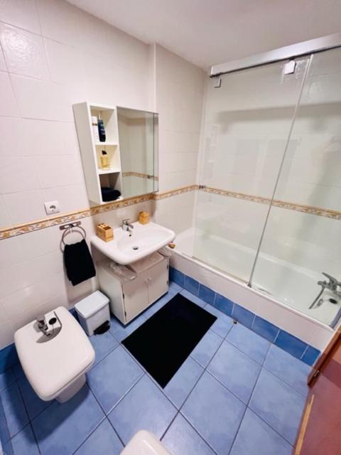 #seaparaiso# Heated Pool,private Parking,fast Wifi Appartement *