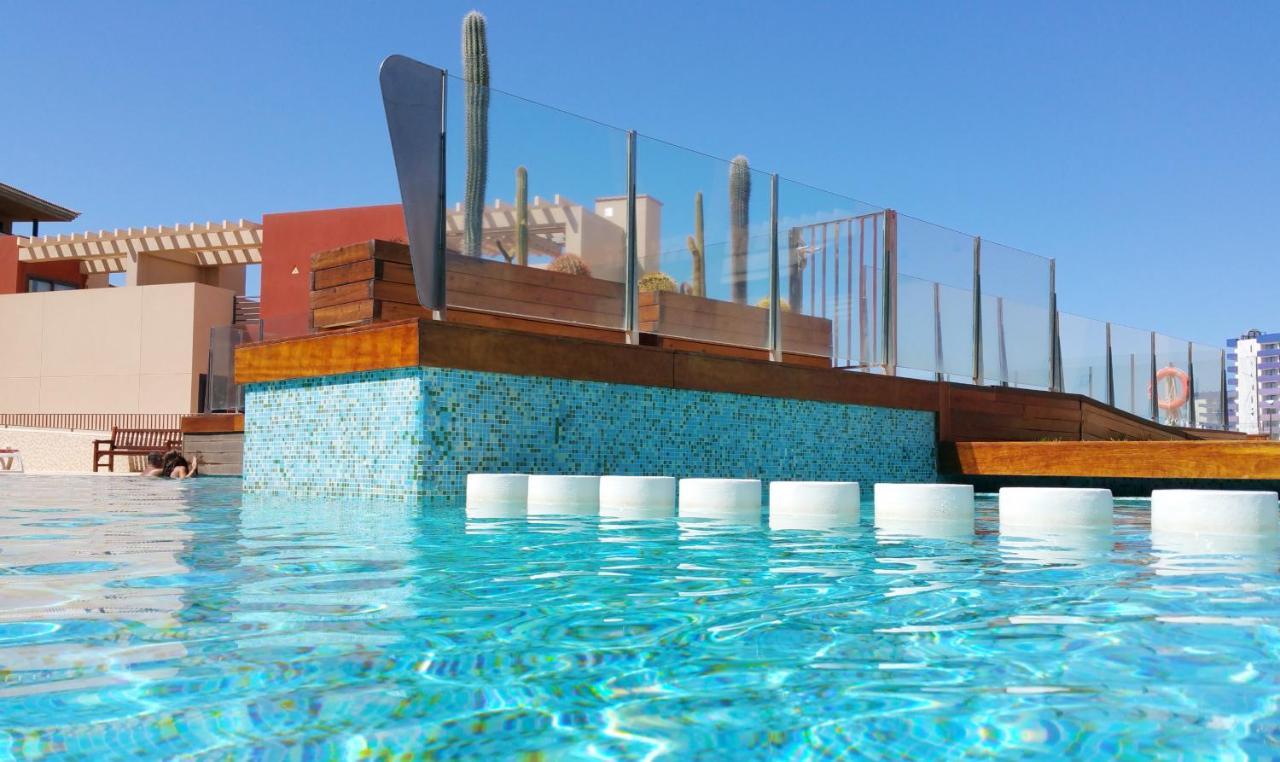 #seaparaiso# Heated Pool,private Parking,fast Wifi Appartement *
